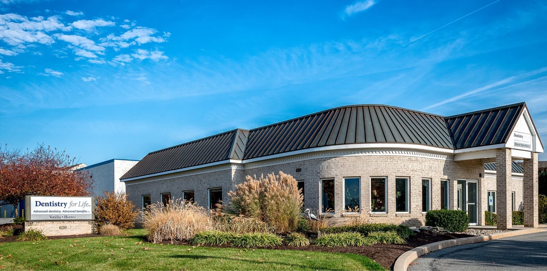 Outside view of Lancaster Pennsylvania dental office building